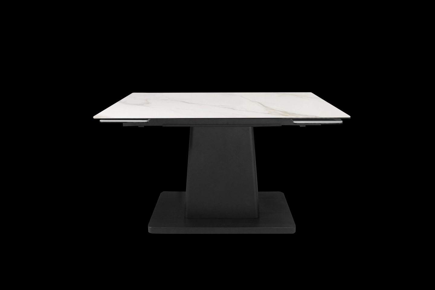 小尺寸中柱款式餐桌