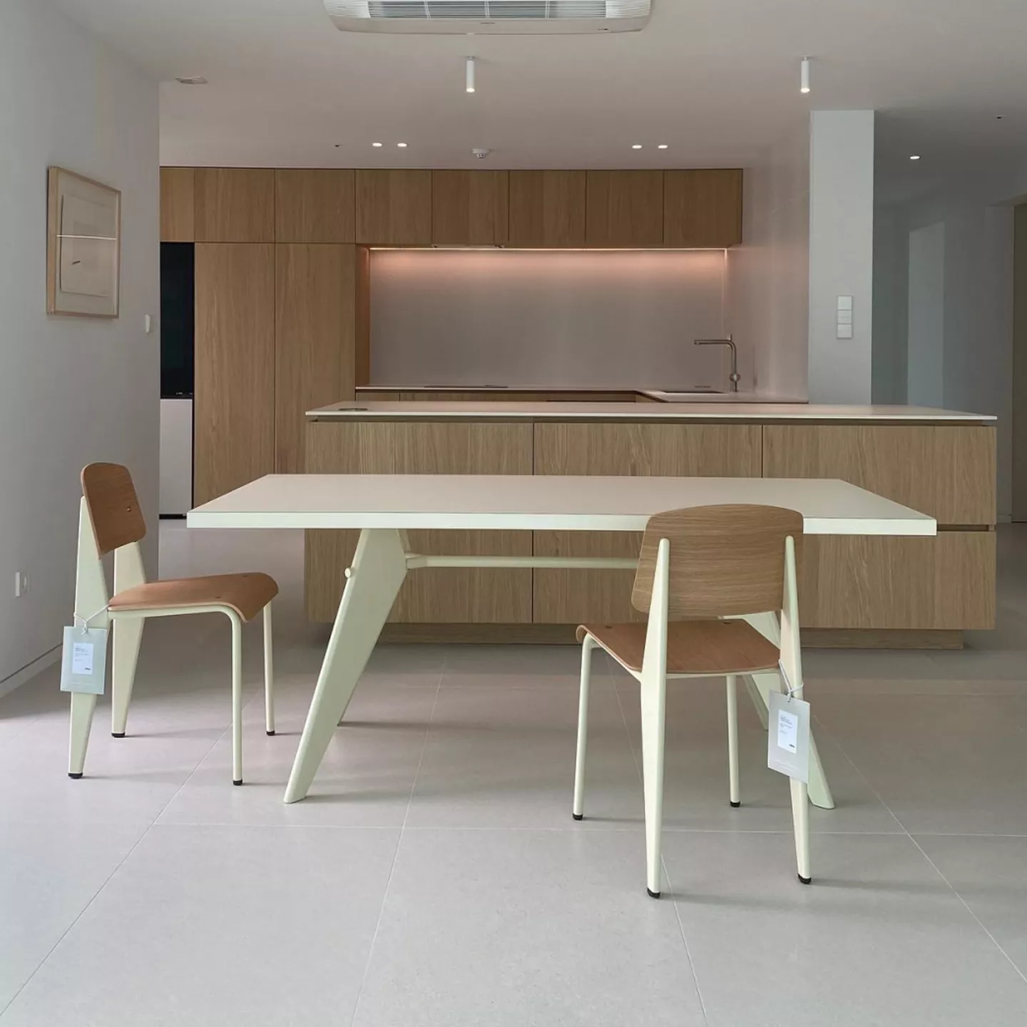 復刻餐桌訂製 Vitra_em table